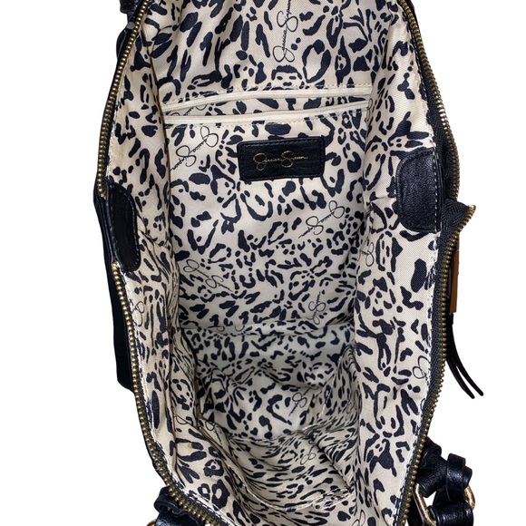 JESSICA SIMPSON Shoulder Bag Handbag Faux Vegan Leather Signature Bag Black Gold - Picture 4 of 7